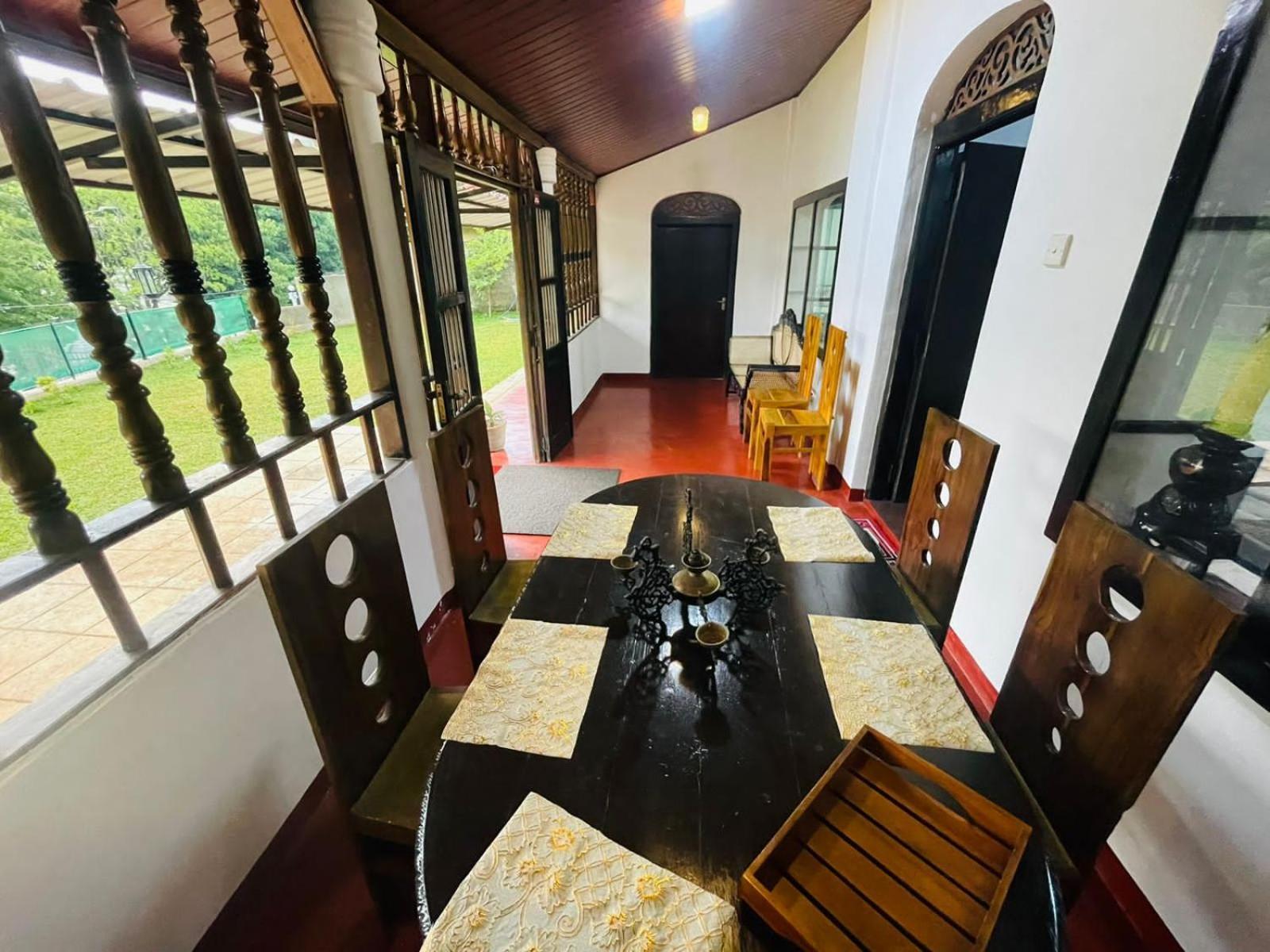 Lake Classical Guest House Канди Экстерьер фото